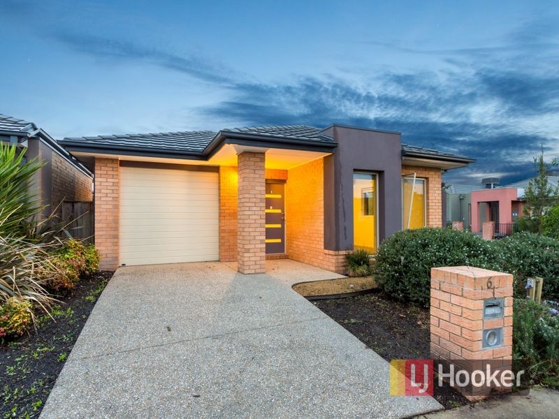 6 Cerulean Drive, Officer VIC 3809