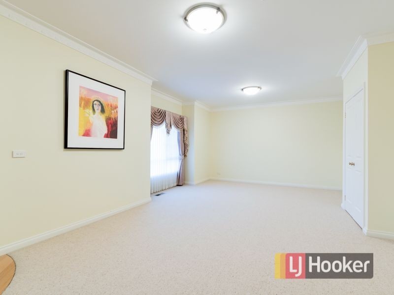 8 Treetop Terrace, Plenty VIC 3090