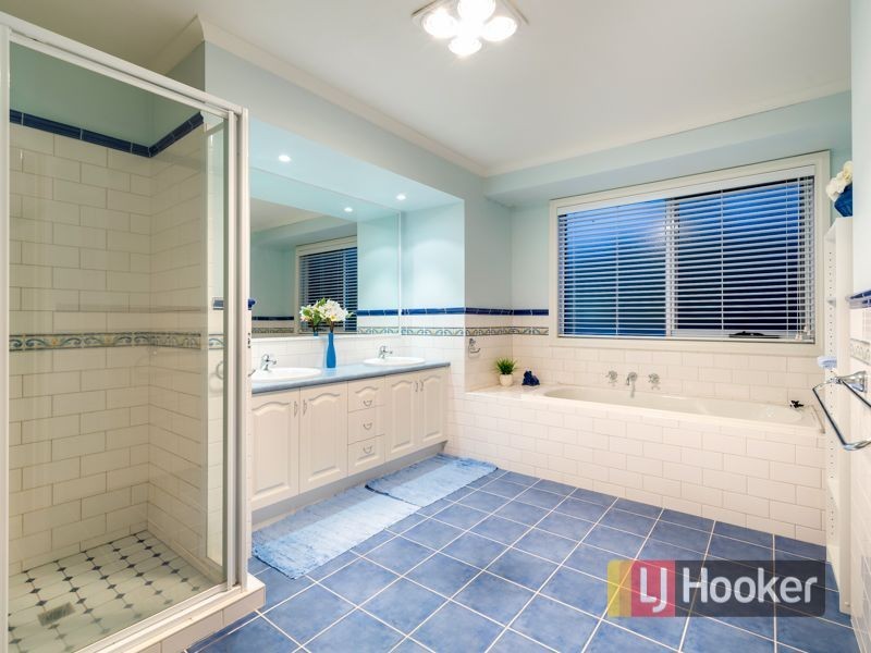 8 Treetop Terrace, Plenty VIC 3090