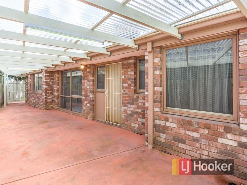 8 Edeys Run, Hampton Park VIC 3976