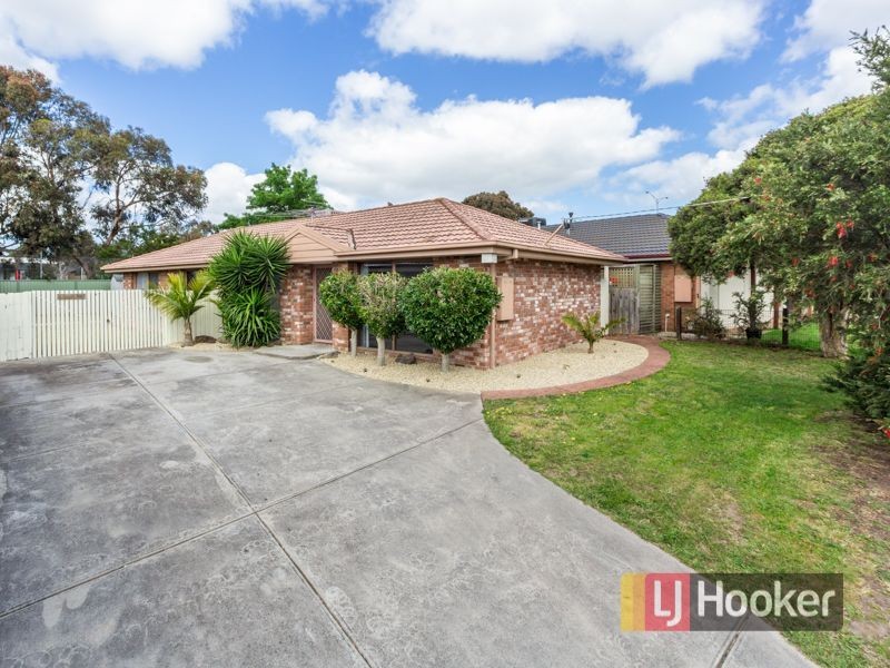 8 Edeys Run, Hampton Park VIC 3976