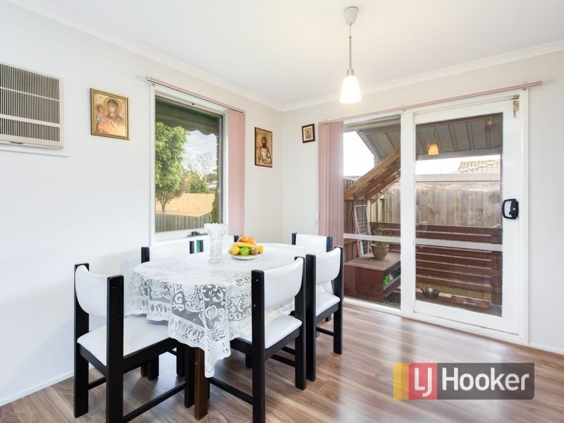 11 Cheshunt Drive, Hallam VIC 3803