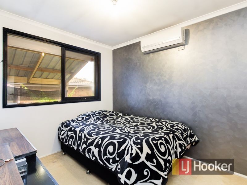 11 Cheshunt Drive, Hallam VIC 3803