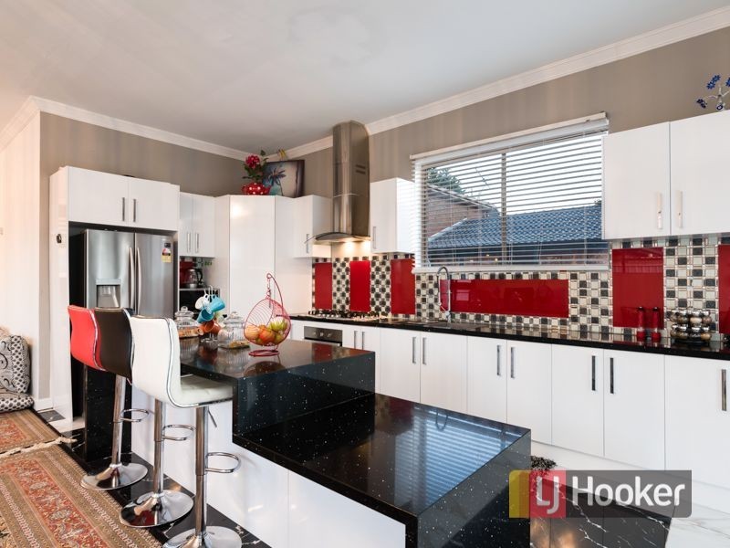 58 Halcyon Way, Narre Warren South VIC 3805