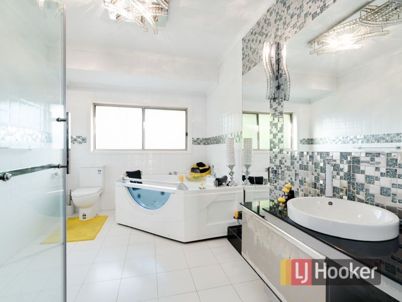 58 Halcyon Way, Narre Warren South VIC 3805