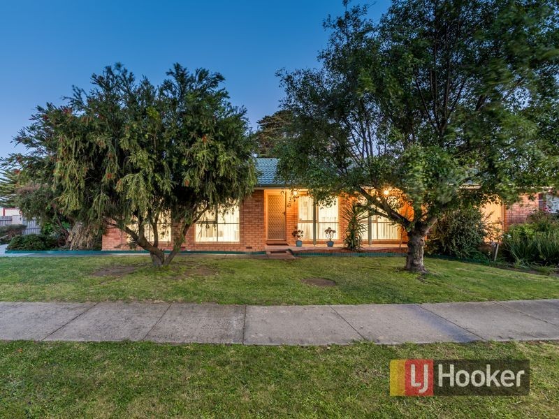 4 Joel Way, Hampton Park VIC 3976