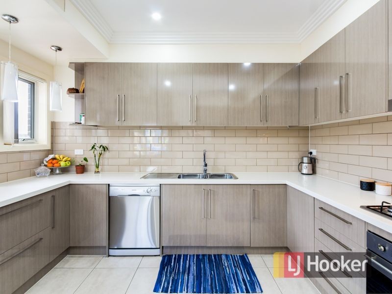 1/65 Somerville Road, Hampton Park VIC 3976