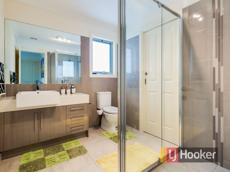 1/65 Somerville Road, Hampton Park VIC 3976