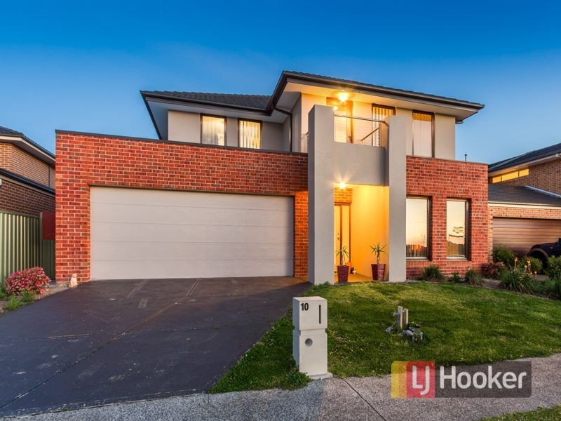 10 Avon River Way, Pakenham VIC 3810