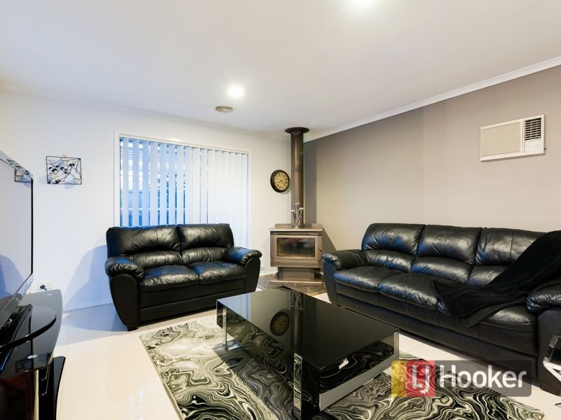 13 Highland Crescent, Narre Warren South VIC 3805