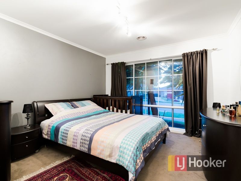 13 Highland Crescent, Narre Warren South VIC 3805