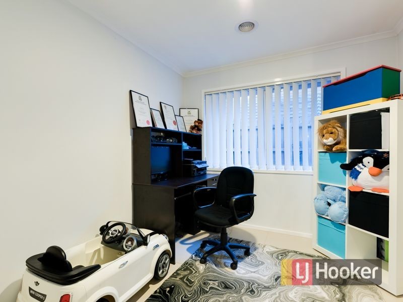 13 Highland Crescent, Narre Warren South VIC 3805