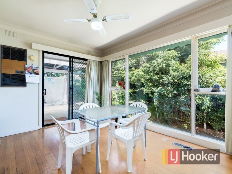 26 Garrisson Drive, Glen Waverley VIC 3150