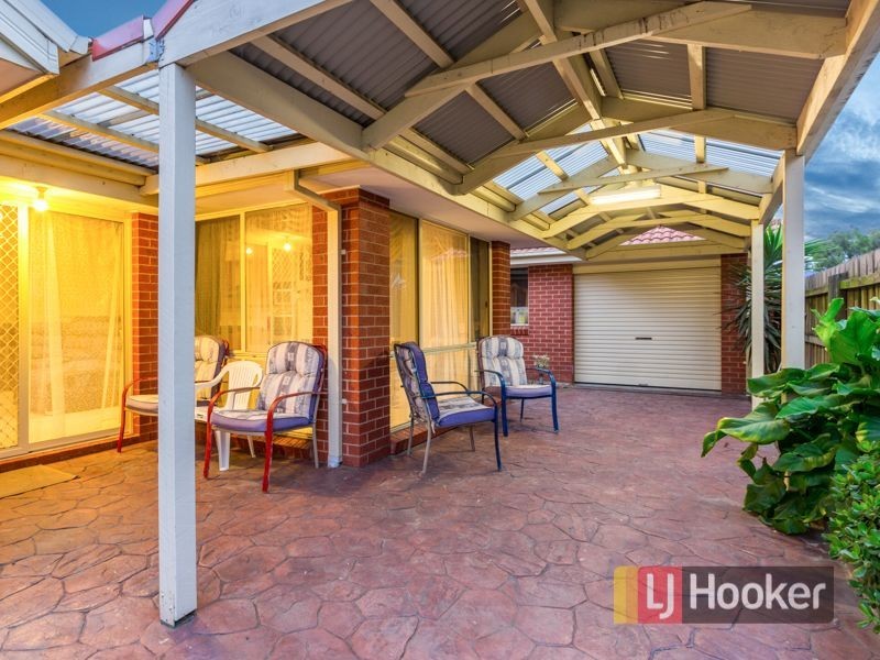 11 Beethoven Drive, Narre Warren South VIC 3805