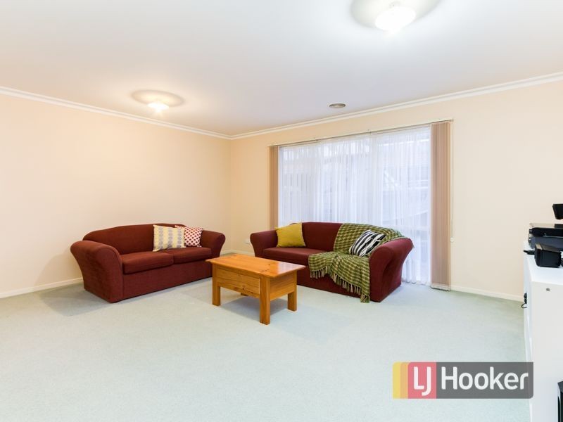 20 Oakland Drive, Hampton Park VIC 3976