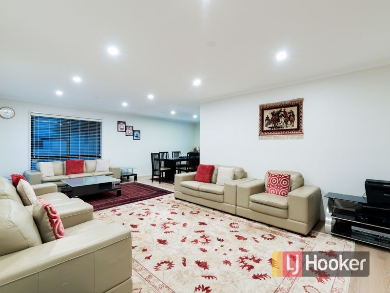 136 Hinrichsen Drive, Hallam VIC 3803