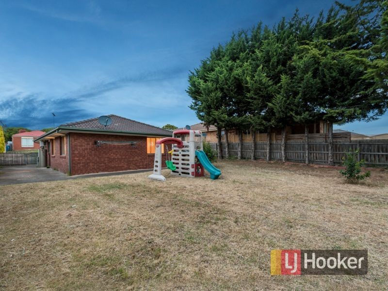 15 Redwood Avenue, Hampton Park VIC 3976