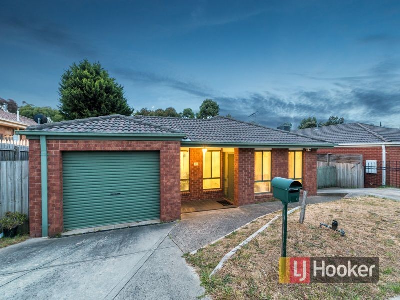 15 Redwood Avenue, Hampton Park VIC 3976