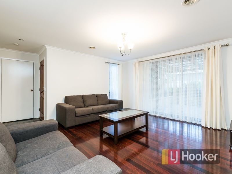 5 Joel Way, Hampton Park VIC 3976