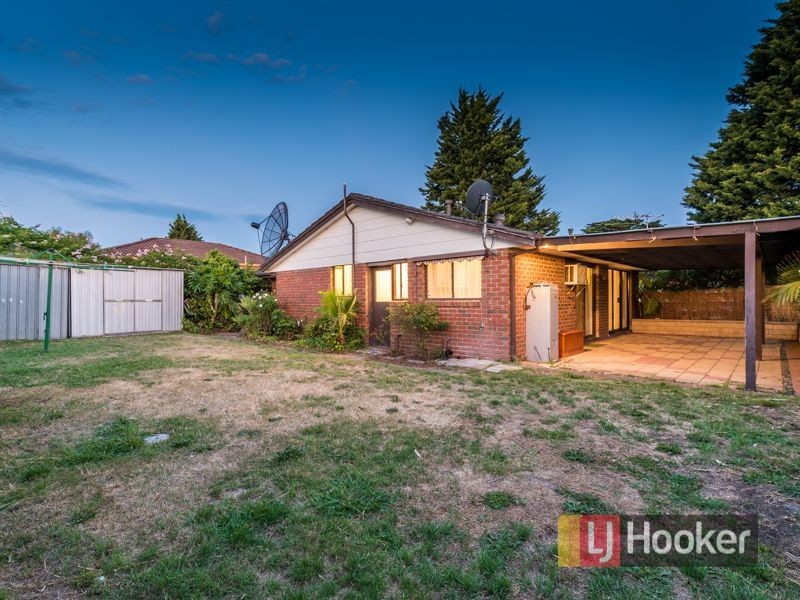 5 Joel Way, Hampton Park VIC 3976