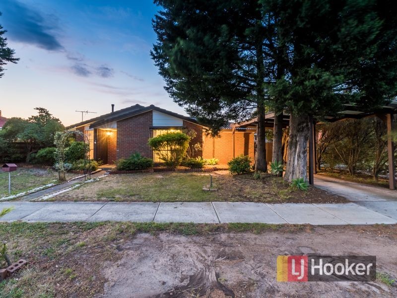 5 Joel Way, Hampton Park VIC 3976