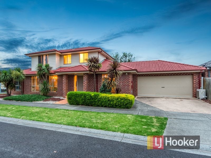 6 Glenora Way, Hampton Park VIC 3976