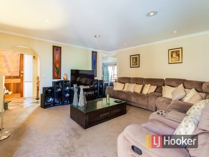 52 Justin Circuit, Hampton Park VIC 3976