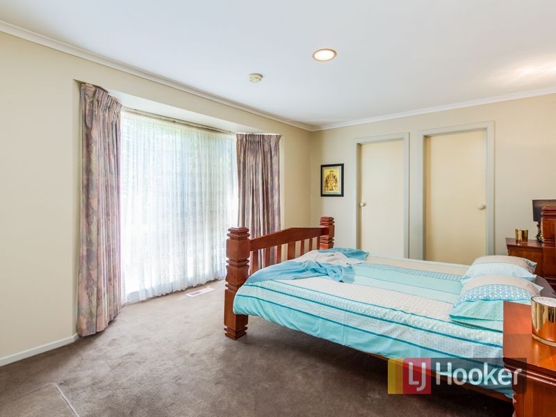 52 Justin Circuit, Hampton Park VIC 3976
