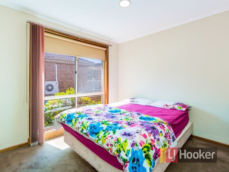 52 Justin Circuit, Hampton Park VIC 3976