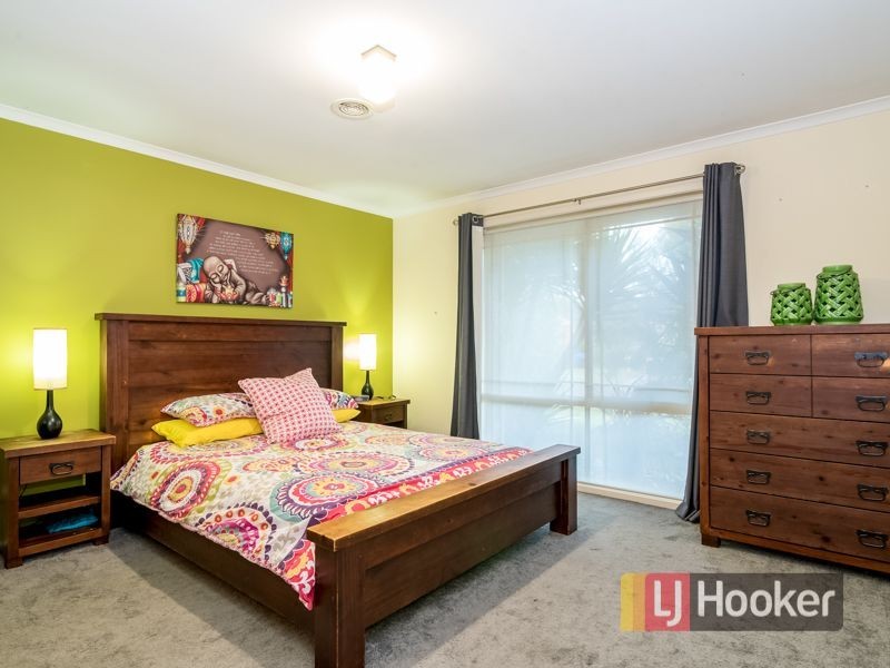 60 Astley Wynd, Lynbrook VIC 3975