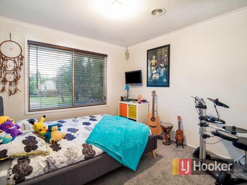 60 Astley Wynd, Lynbrook VIC 3975