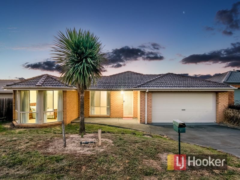 15 Niagara Court, Hampton Park VIC 3976