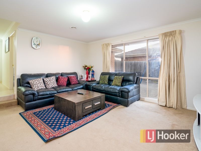 15 Niagara Court, Hampton Park VIC 3976