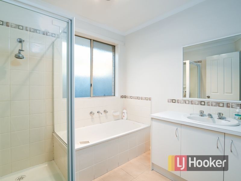 15 Niagara Court, Hampton Park VIC 3976