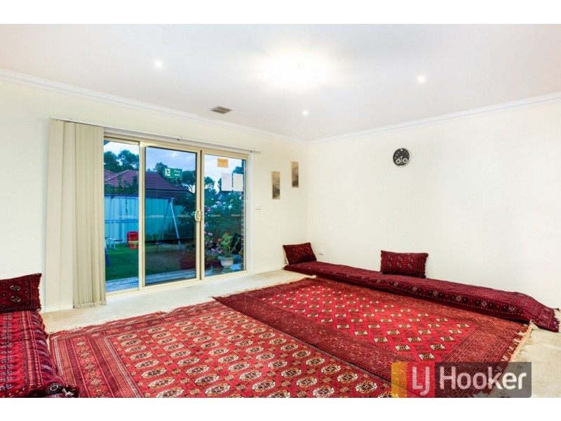 7 Ratcliffe Way, Lynbrook VIC 3975