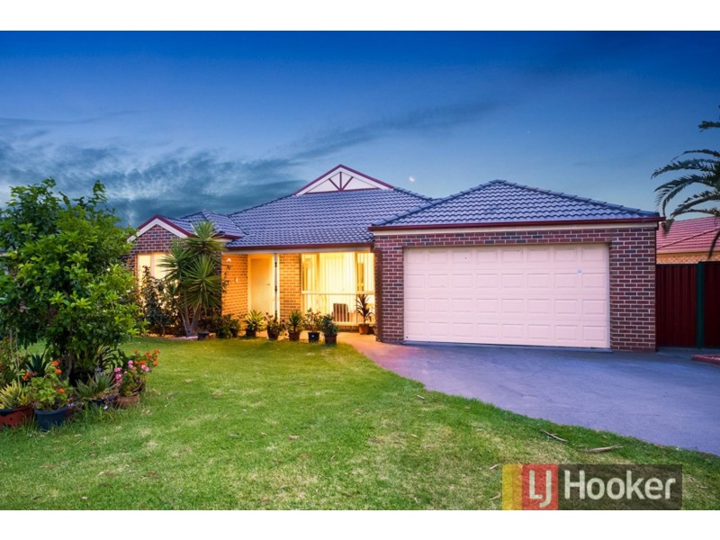 7 Ratcliffe Way, Lynbrook VIC 3975