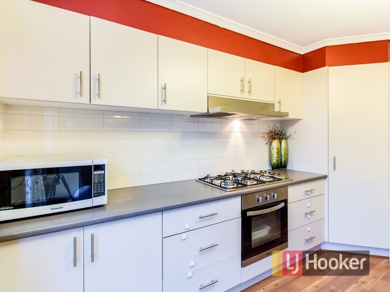 49 Tomasetti Crescent, Narre Warren VIC 3805