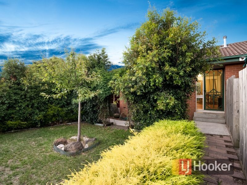 25 Kerrison Drive, Hampton Park VIC 3976