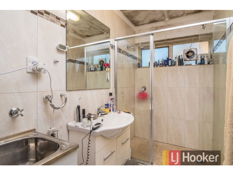 6/16 Close Avenue, Dandenong VIC 3175