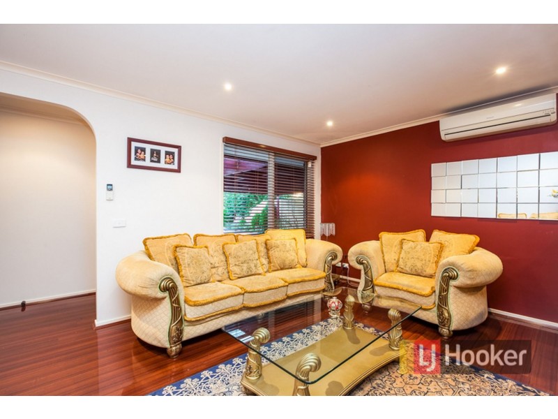 22 Horsfield Street, Cranbourne North VIC 3977
