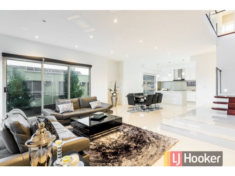 1 The Maples, Narre Warren VIC 3805