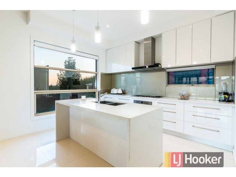 1 The Maples, Narre Warren VIC 3805