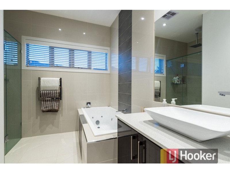 1 The Maples, Narre Warren VIC 3805
