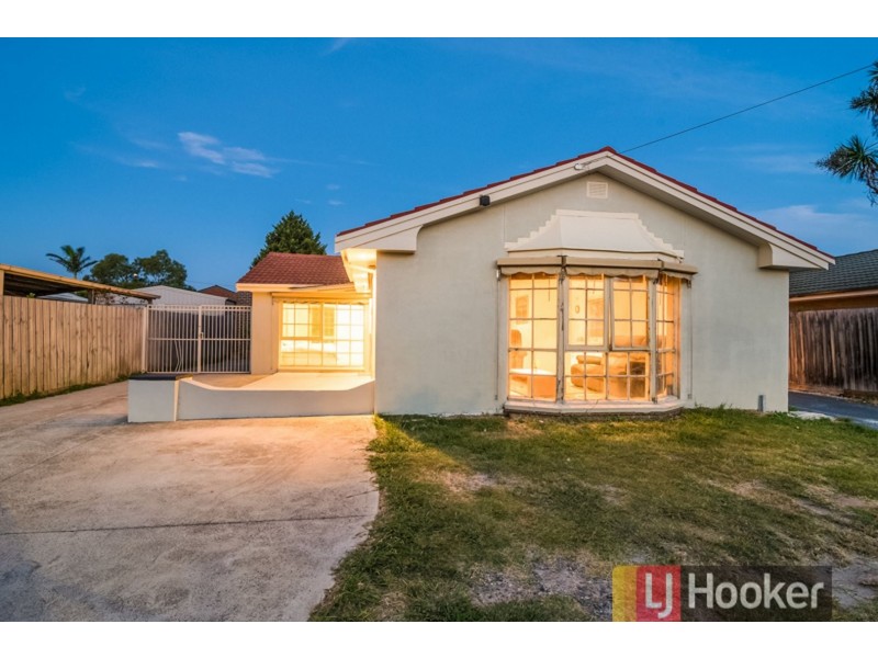 4 Sinclair Court, Hampton Park VIC 3976