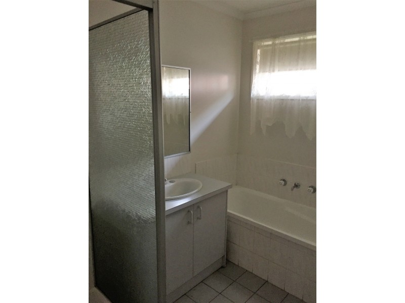 19 James Wyman Place, Hampton Park VIC 3976