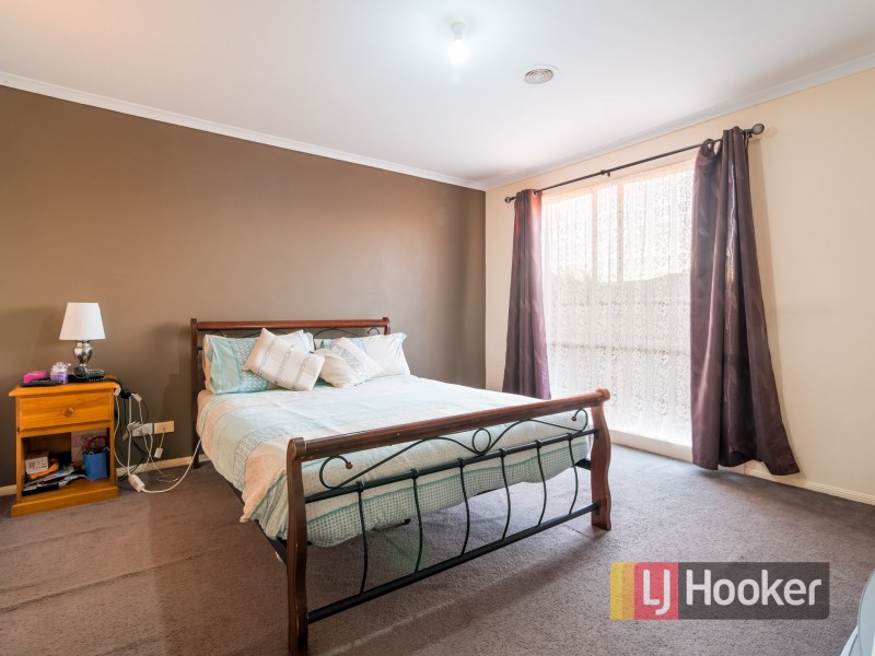 15 Esta Court, Carrum Downs VIC 3201