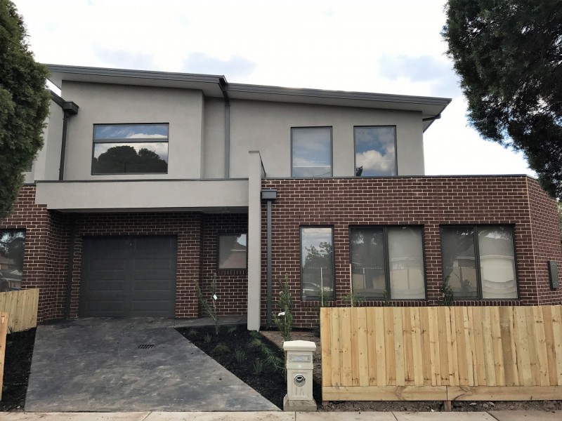 1A Carson Street, Dandenong VIC 3175