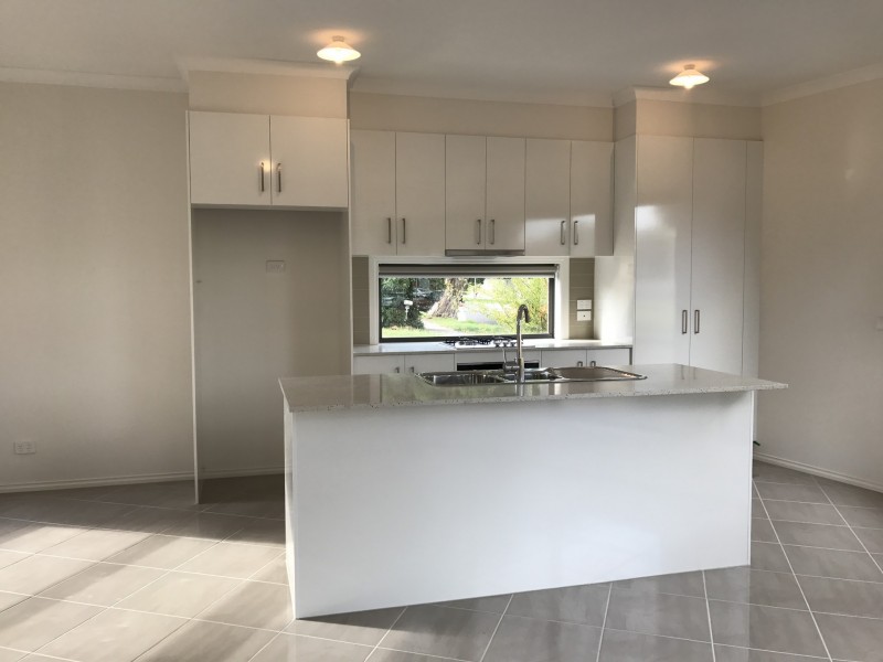 1A Carson Street, Dandenong VIC 3175