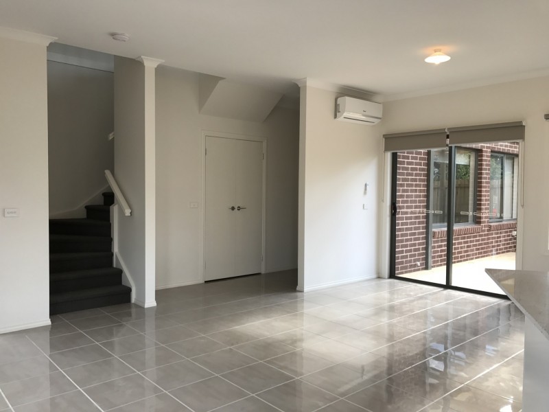 1A Carson Street, Dandenong VIC 3175