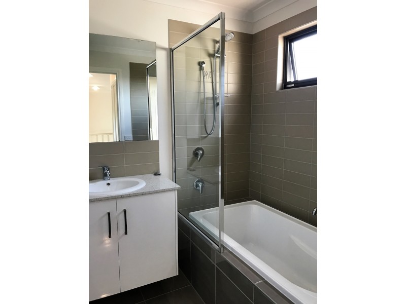 1A Carson Street, Dandenong VIC 3175